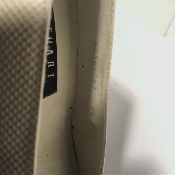 Stuart Weitzman ivory pump heels - Picture 7 of 7